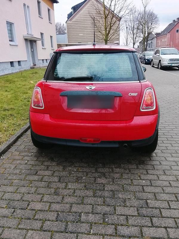 Gebraucht Mini Cooper 90 PS (66 kW) 2009 Rot Kleinwagen