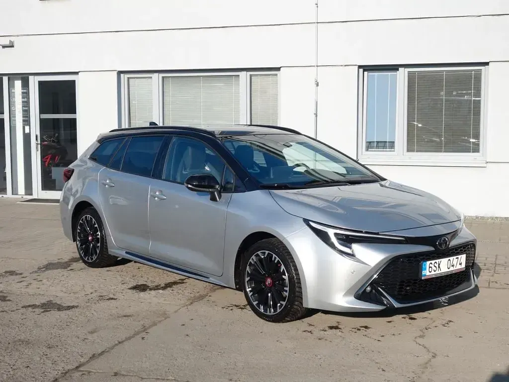 Gebraucht Toyota Corolla Sport 196 PS (144 kW) 2023 Silber Limousine