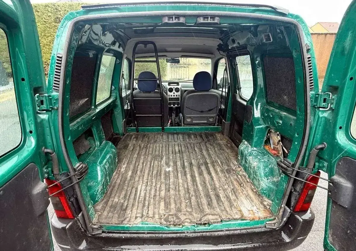 Gebraucht Peugeot Partner 75 PS (55 kW) 1998 Grün Van / Kleinbus