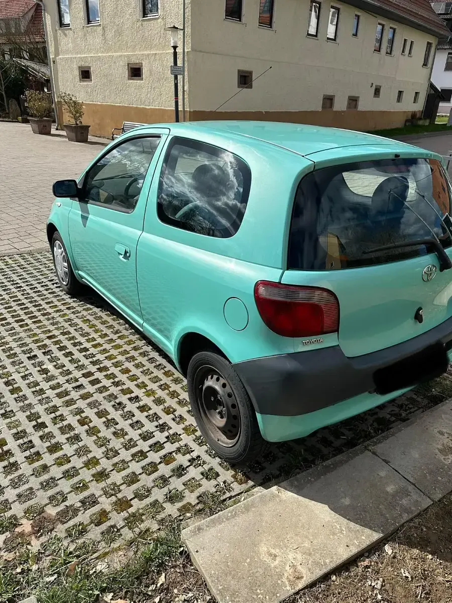 Gebraucht Toyota Yaris 68 PS (50 kW) 2000 Grün Kleinwagen