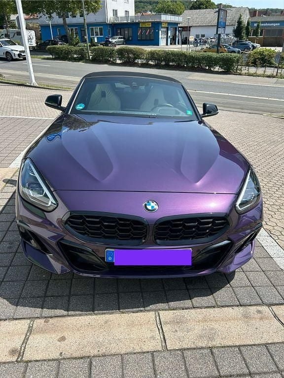 Violett Gebraucht 2023 BMW Z4 M Sport Cabrio | 49.990 € (Fairer Preis) - Bild 1/4