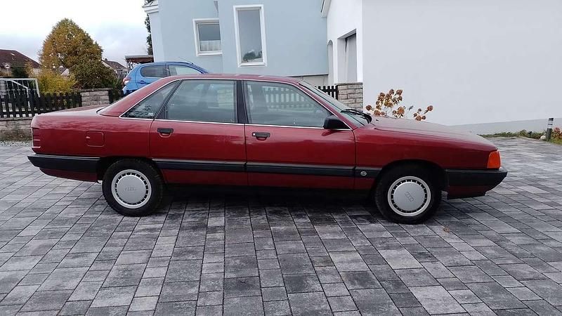 Gebraucht Audi 100 90 PS (66 kW) 1988 Rot Limousine