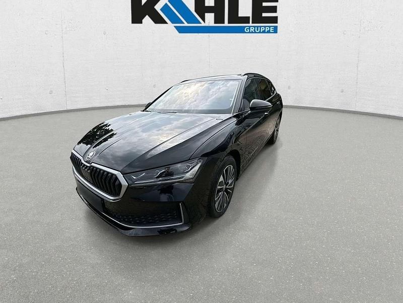 Gebraucht Skoda Superb Selection 204 PS (150 kW) 2025 Onyxschwarz metallic Kombi