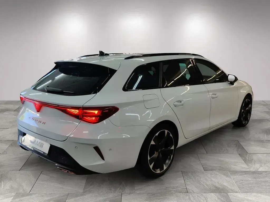 Gebraucht Cupra Leon 204 PS (150 kW) 2025 Weiß Limousine