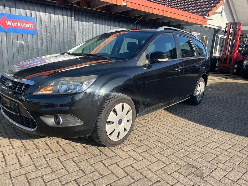 Gebraucht Ford Focus 116 PS (85 kW) 2009 Schwarz (metallic) Kombi