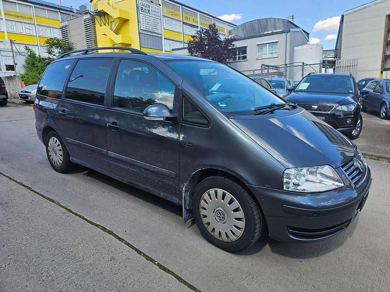 Gebraucht VW Sharan Trendline 116 PS (85 kW) 2006 Islandgrau perleffekt Van / Kleinbus