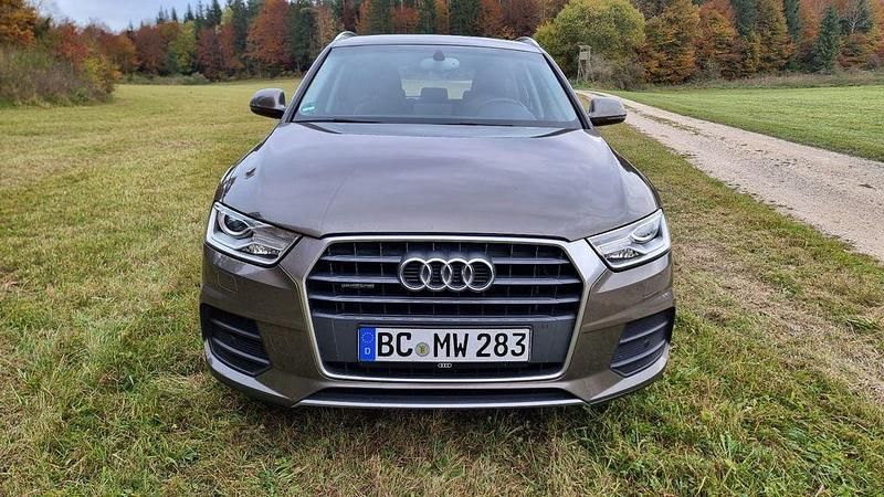 Second-hand Audi Q3 Design 184 CP (135 kW) 2015 Maro SUV