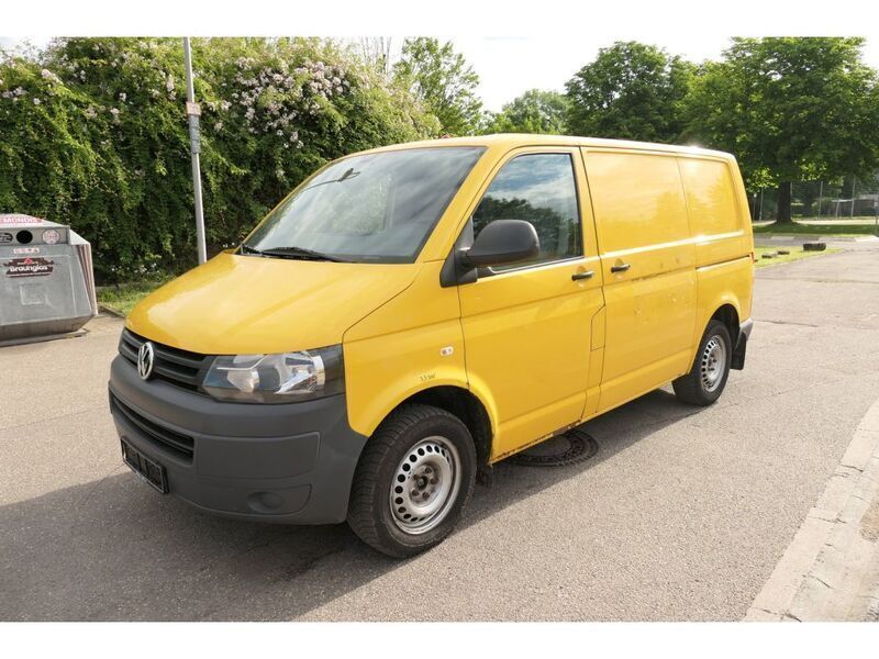 Gebraucht VW T5 84 PS (61 kW) 2012 Ginstergelb r1032 Van
