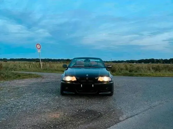 Gebraucht BMW 320 Cabriolet 170 PS (125 kW) 2001 Schwarz Cabrio
