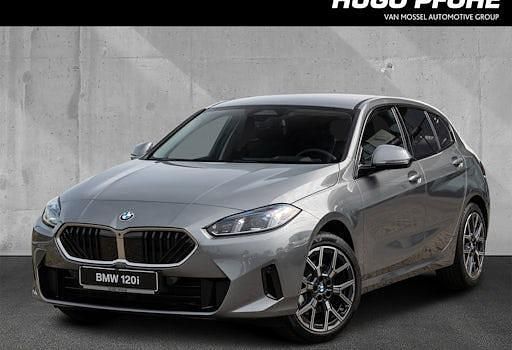 Gebraucht BMW 120 Performance 170 PS (125 kW) 2024 Skyscrapergrau Kleinwagen
