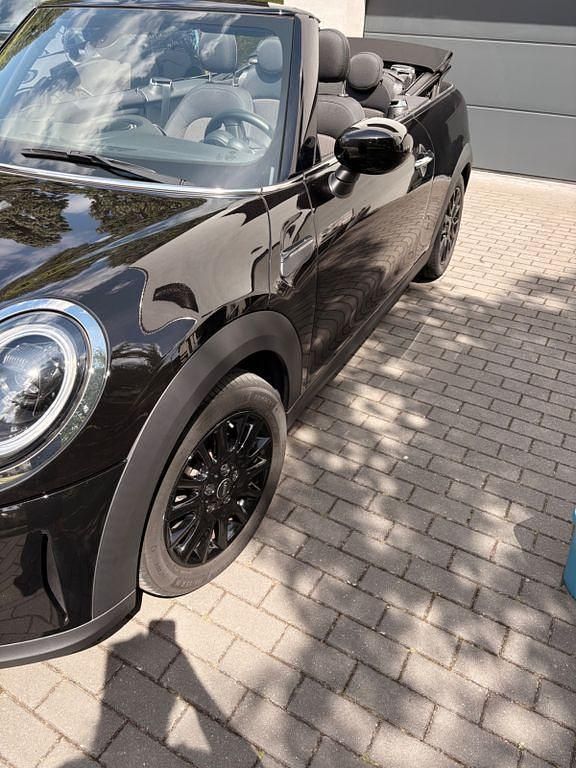 Schwarz Gebraucht 2021 Mini One Cabriolet Cabrio | 20.399 € (Fairer Preis) - Bild 1/4