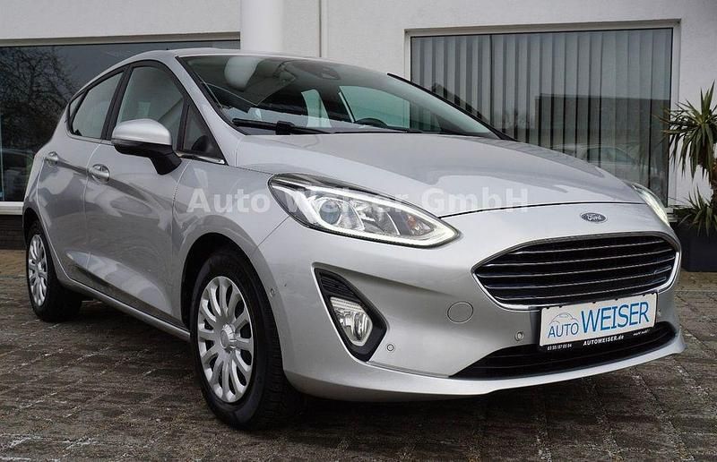 Gebraucht Ford Fiesta Titanium 101 PS (74 kW) 2018 Grau Kleinwagen