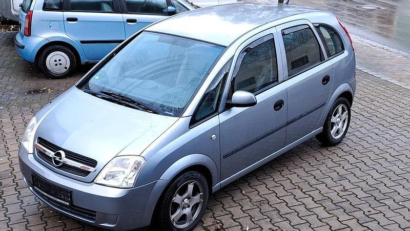 Gebraucht Opel Meriva Basis 101 PS (74 kW) 2004 Silber Van / Kleinbus