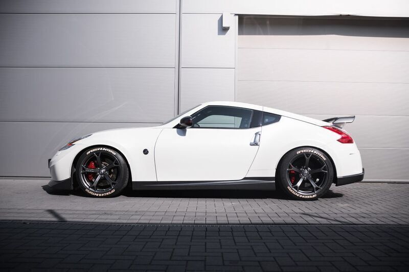 Weiß Gebraucht 2014 Nissan 370Z Nismo Coupé | 49.900 € - Bild 1/4
