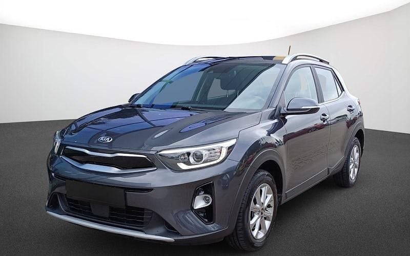 Grau Gebraucht 2020 Kia Stonic Edition 7 SUV | 12.980 € (Guter Preis) - Bild 1/4