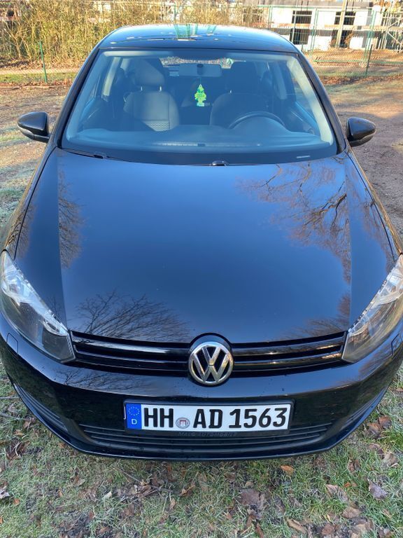 Schwarz Gebraucht 2010 VW Golf VI Team Limousine | 3.800 € (Guter Preis) - Bild 1/4