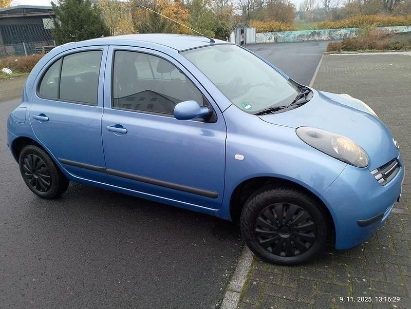 Blau Gebraucht 2005 Nissan Micra Limousine | 1.900 € (Fairer Preis) - Bild 1/4