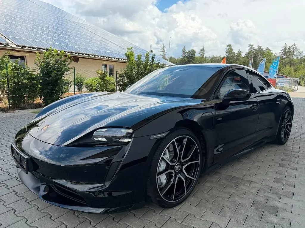 Gebraucht Porsche Taycan Turbo 500 kW (680 PS) 2023 Schwarz Limousine
