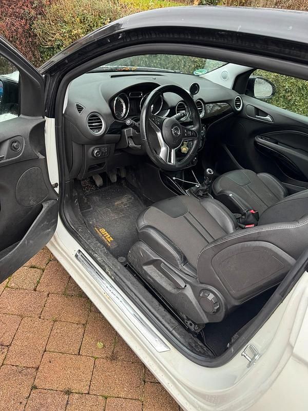 Gebraucht Opel Adam Slam 101 PS (74 kW) 2013 Weiß Kleinwagen