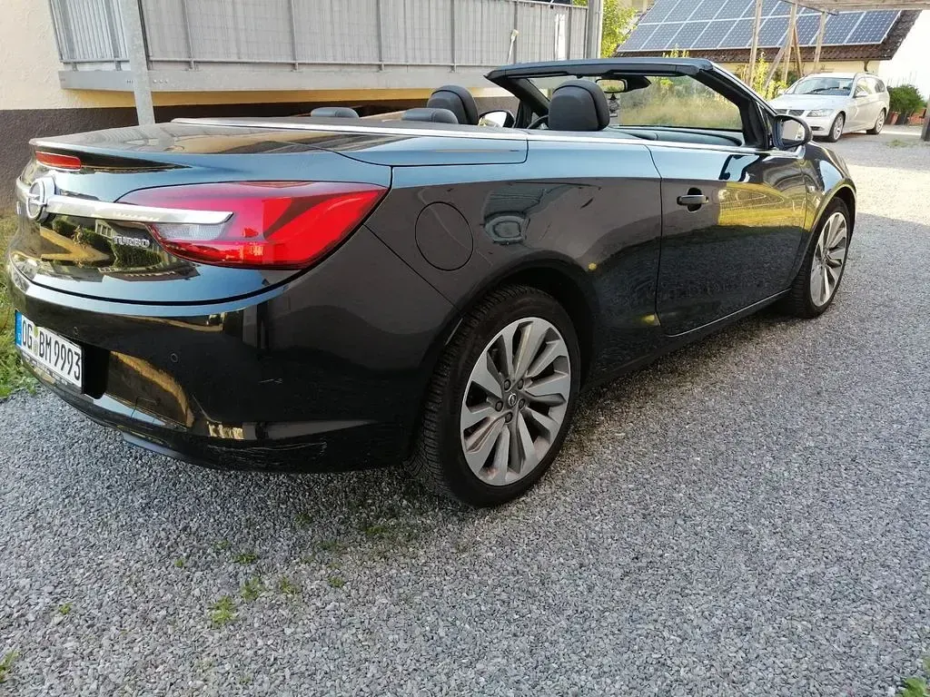 Gebraucht Opel Cascada Innovation 170 PS (125 kW) 2014 Schwarz Cabrio