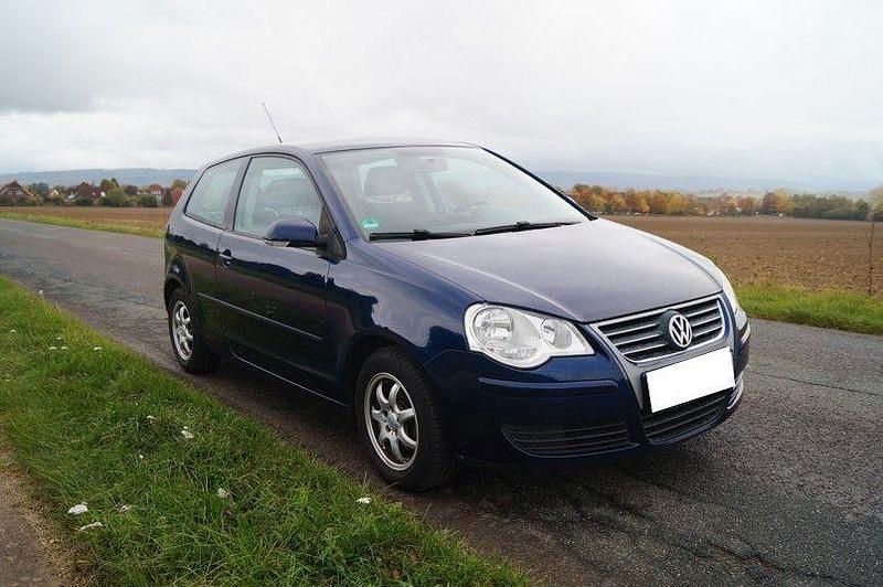 Gebraucht VW Polo Trendline 105 PS (77 kW) 2006 Blau Limousine