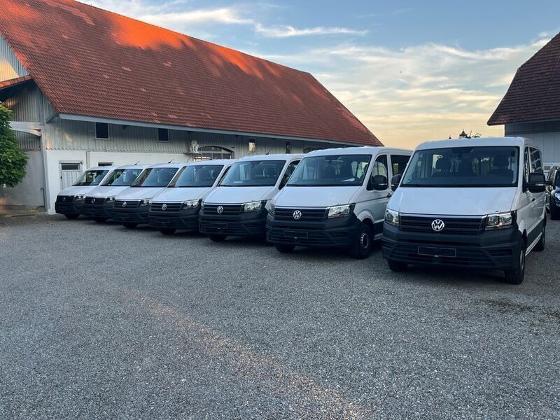 Weiß Gebraucht 2022 VW Crafter Van | 32.999 € (Teuer) - Bild 1/4