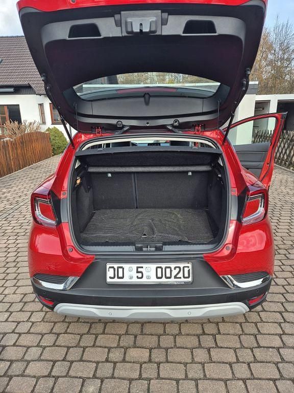 Gebraucht Renault Captur Intens 140 PS (102 kW) 2021 Rot SUV