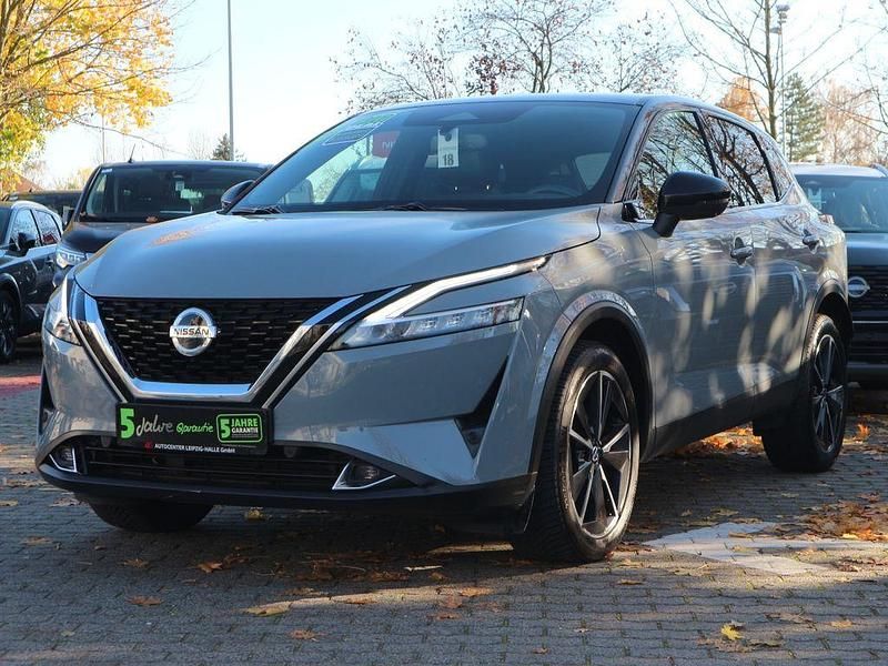 Neu Nissan Qashqai Tekna 158 PS (116 kW) 2025 Schwarz SUV