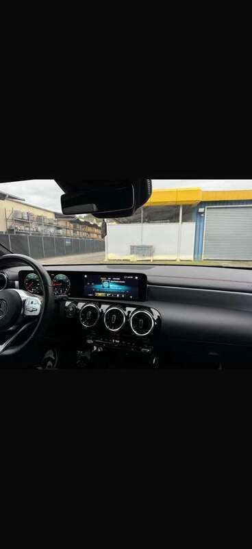 Grau Gebraucht 2019 Mercedes CLA220 Limousine | 29.800 € (Fairer Preis) - Bild 1/4
