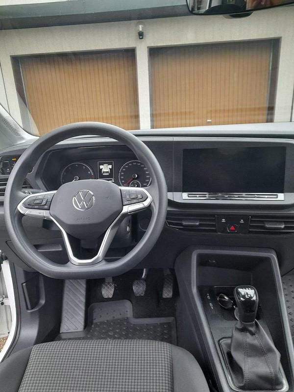 Gebraucht VW Caddy 114 PS (83 kW) 2022 Weiß Van / Kleinbus