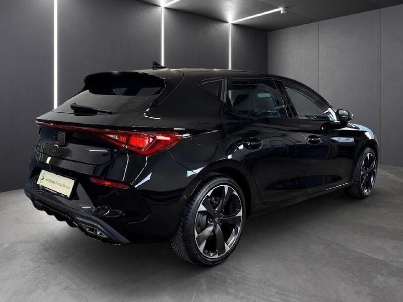 Gebraucht Cupra Leon 150 PS (110 kW) 2024 Mitternachtsschwarz Limousine