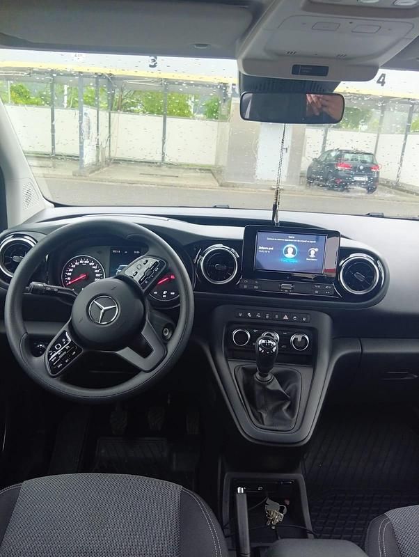 Gebraucht Mercedes Citan 113 131 PS (96 kW) 2024 Grau Kombi