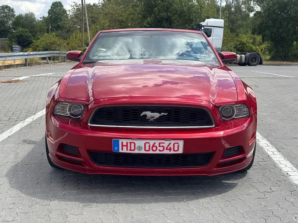 Gebraucht Ford Mustang 309 PS (227 kW) 2012 Rot Cabrio