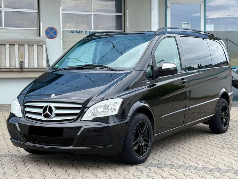 Schwarz Gebraucht 2011 Mercedes Viano Edition Van / Kleinbus | 10.800 € (Guter Preis) - Bild 1/4