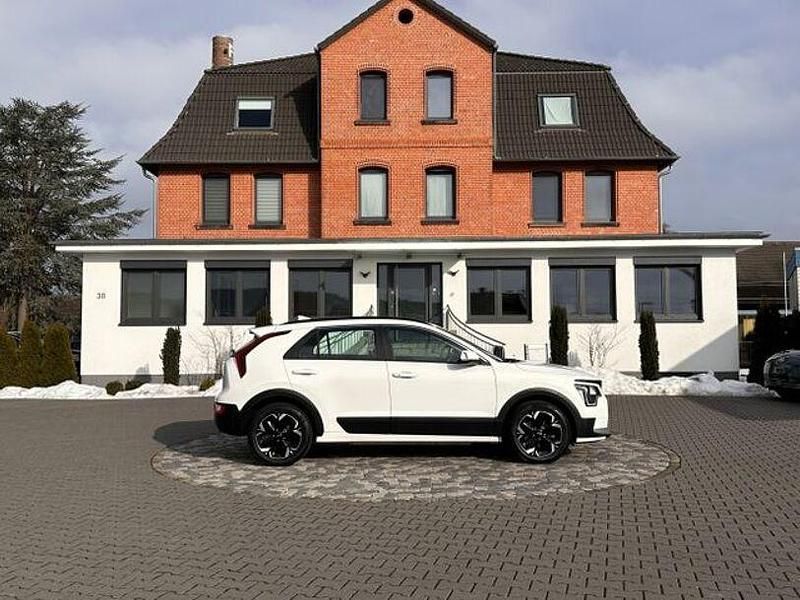 Gebraucht Kia e-Niro Edition 7 150 kW (204 PS) 2022 Weiß SUV