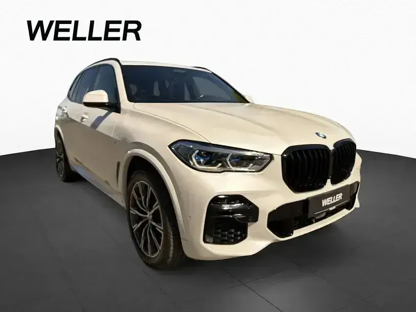 Gebraucht BMW X5 M Sport 352 PS (258 kW) 2023 Mineralweiß (weiß) SUV