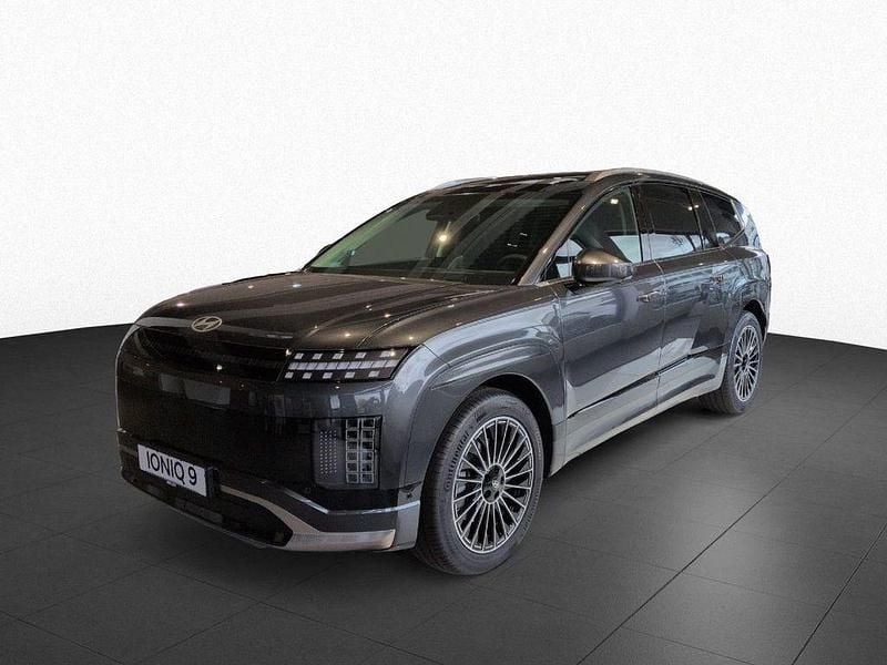 Neu Hyundai Ioniq 9 110 kW (150 PS) 2025 Grau SUV