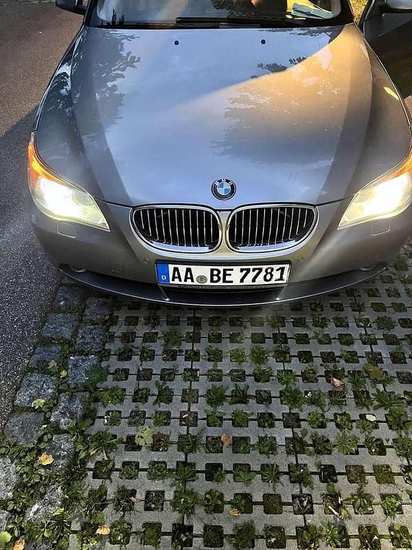 Second-hand BMW 523 177 CP (130 kW) 2006 Gri Berlinǎ