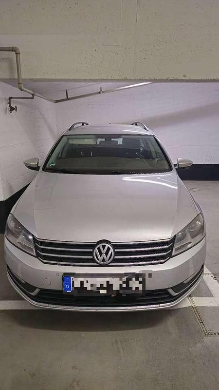 Gebraucht VW Passat Exclusive 140 PS (102 kW) 2012 Limousine