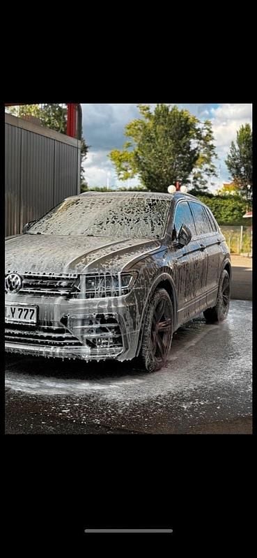 Grau Gebraucht 2019 VW Tiguan R-line SUV | 19.500 € (Superpreis) - Bild 1/4