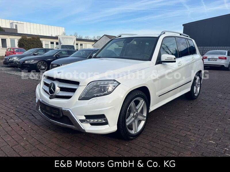 Polarweiss unilack Gebraucht 2014 Mercedes GLK250 AMG SUV | 20.399 € (Fairer Preis) - Bild 1/4
