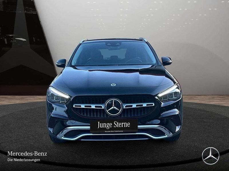 Gebraucht Mercedes GLA220 Progressive 190 PS (139 kW) 2023 Schwarz SUV