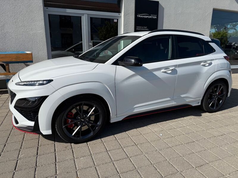Weiß Gebraucht 2022 Hyundai Kona SUV | 20.990 € - Bild 1/4