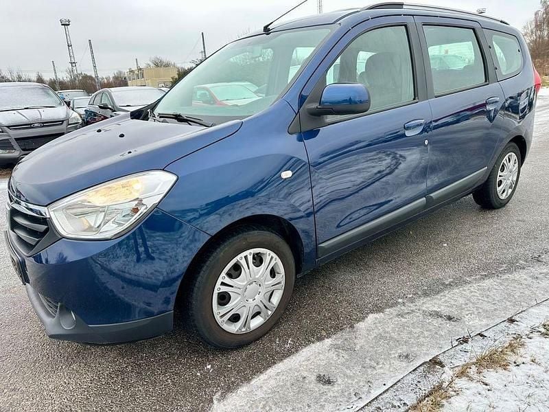 Blau Gebraucht 2016 Dacia Lodgy Prestige Van / Kleinbus | 7.000 € (Superpreis) - Bild 1/4