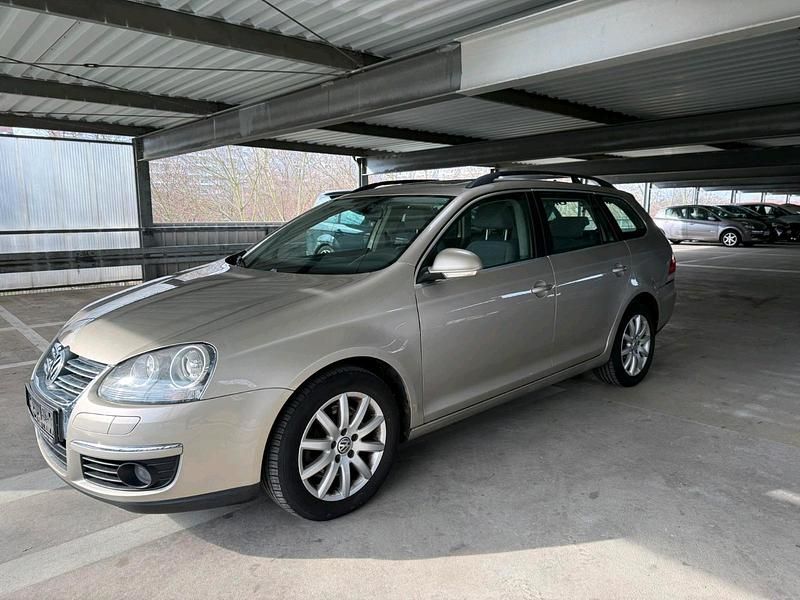 Gebraucht VW Golf V Comfortline 160 PS (117 kW) 2009 Silber Kombi