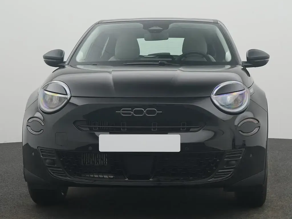 Neu Fiat 600 Business 101 PS (74 kW) 2026 Schwarz SUV