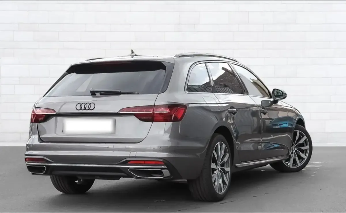 Gebraucht Audi A4 Advanced 150 PS (110 kW) 2019 Grau Kombi