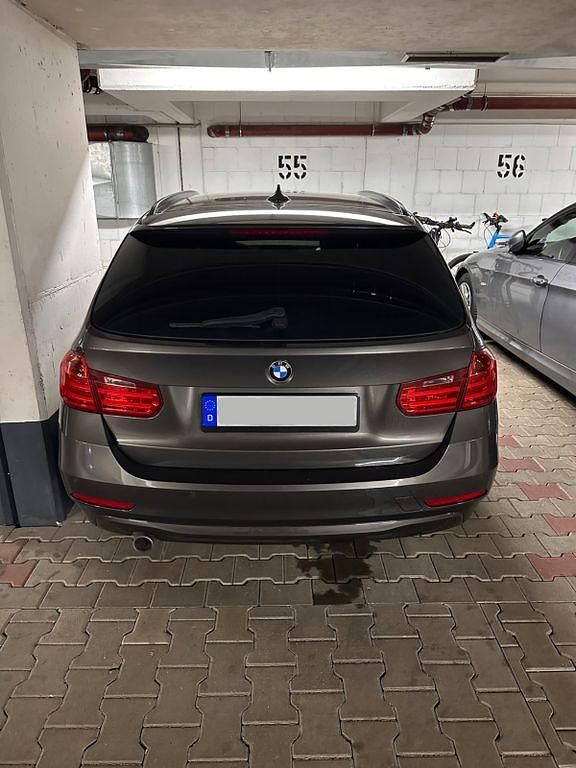 Gebraucht BMW 320 Efficient Dynamics 163 PS (119 kW) 2014 Braun Kombi