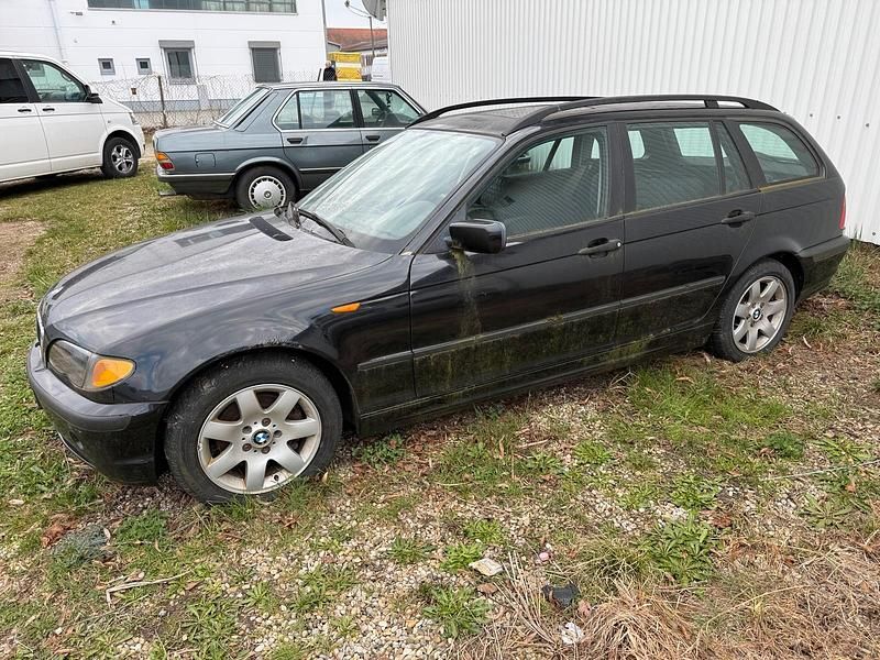 Gebraucht BMW 320 150 PS (110 kW) 2002 Schwarz Kombi