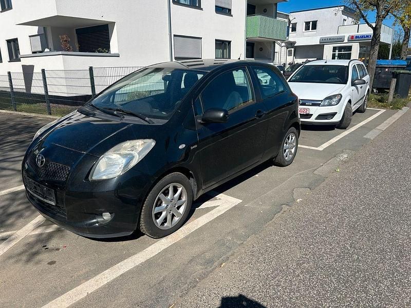 Gebraucht Toyota Yaris Sol 90 PS (66 kW) 2008 Schwarz Kleinwagen